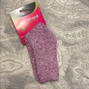 Aloe infused fuzzy socks